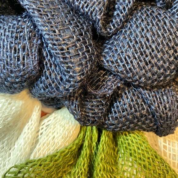 NEW Handmade Burlap Ribbon and Deco Chrysanthemum Flower Wreath - Picture 2 of 2